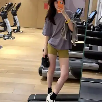 于彤